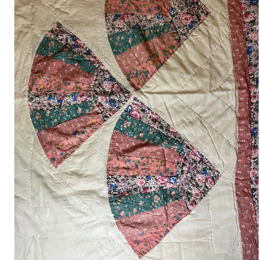 Vintage PAIR‎ Quilted Grandmothers Fan Pillow Shams 26x20 Cotton Pink floral